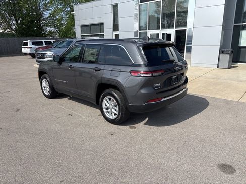 New 2026 Jeep Grand Cherokee Laredo X AWD/4WD image 3