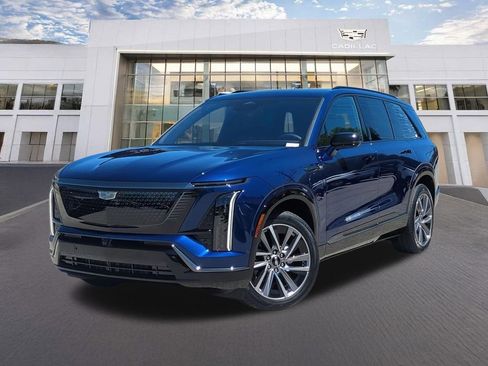New 2026 Cadillac Vistiq Luxury w/ LPO, Floor Liner Package AWD/4WD image 1