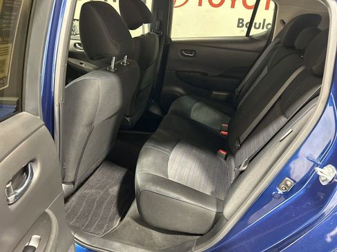 Used 2022 Nissan Leaf S image 20