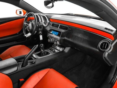 Used 2010 Chevrolet Camaro SS w/ RS Package image 8