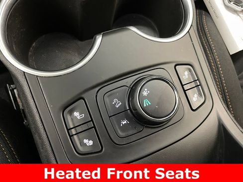 Used 2021 GMC Terrain SLE w/ Driver Convenience Package FWD image 8