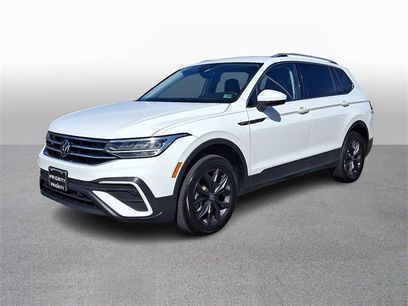 Used 2022 Volkswagen Tiguan SE