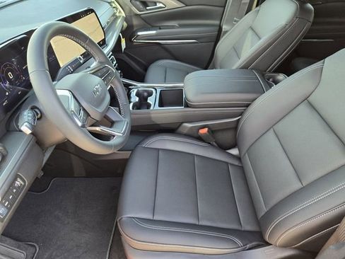 New 2026 Chevrolet Traverse LT w/ Midnight/Sport Edition image 9