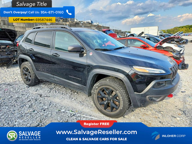 Used 2016 Jeep Cherokee Trailhawk w/ Comfort/Convenience Group AWD/4WD image 5
