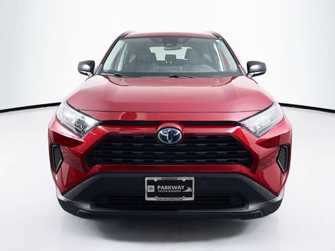 Certified 2022 Toyota RAV4 LE image 2