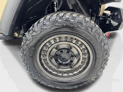 Used 2018 Jeep Wrangler Unlimited Rubicon AWD/4WD image 83