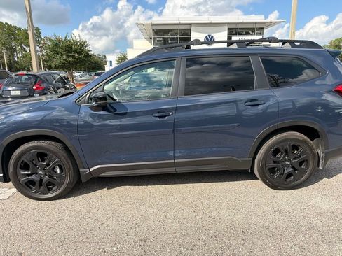 Used 2025 Subaru Ascent Bronze Edition w/ Onyx Package AWD/4WD image 5