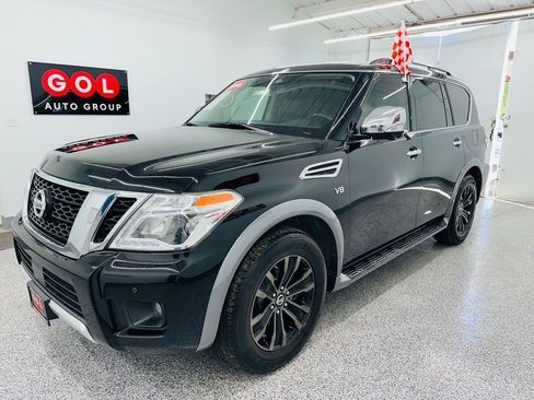 Used 2018 Nissan Armada Platinum w/ Captain Seat Package RWD image 4