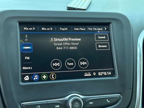 Used 2020 Chevrolet Equinox LT FWD image 22
