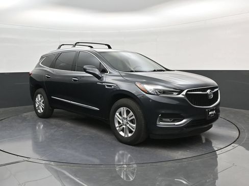 Used 2018 Buick Enclave Essence FWD image 1