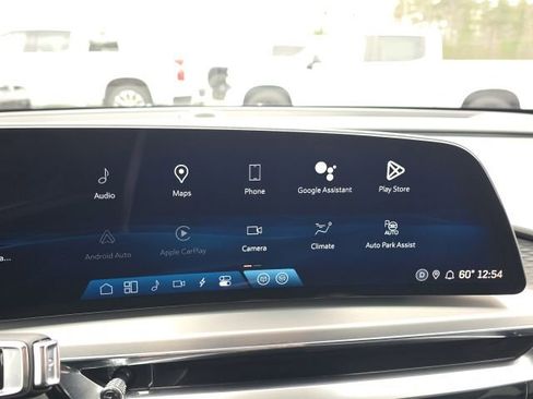 Used 2024 Cadillac Lyriq Luxury image 26