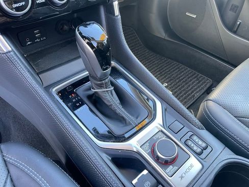 Used 2022 Subaru Forester Touring image 18