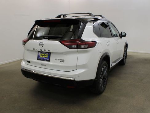New 2026 Nissan Rogue Platinum AWD/4WD image 5