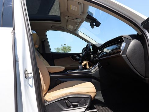 Used 2023 Audi Q7 2.0T Premium w/ Convenience Package AWD/4WD image 23