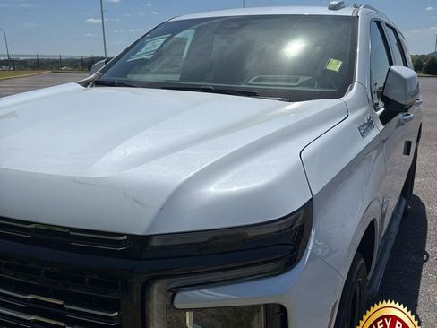New 2026 Chevrolet Tahoe High Country w/ Sun And Tow Package AWD/4WD image 1