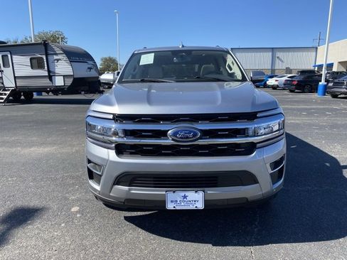 Used 2024 Ford Expedition Max Limited image 3