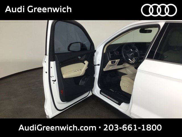 Used 2024 Audi Q5 2.0T Premium AWD/4WD image 9