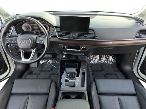 Used 2024 Audi Q5 2.0T Premium Plus w/ Premium Plus Package image 9