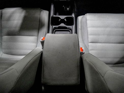 Used 2017 Honda CR-V EX image 27