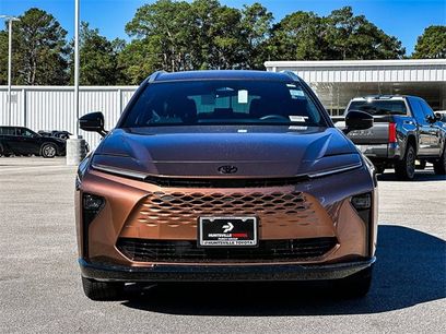 New 2025 Toyota Crown Signia XLE