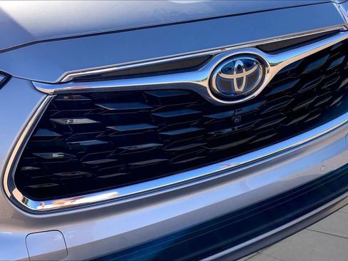 Used 2020 Toyota Highlander Platinum AWD/4WD image 49