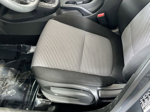 Used 2023 Hyundai Kona SE w/ Cargo Package image 18