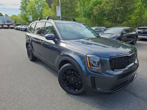 Used 2022 Kia Telluride EX w/ EX Premium Package image 5
