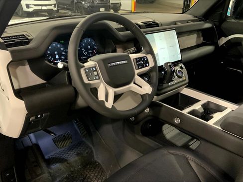 New 2026 Land Rover Defender 110 X-Dynamic SE AWD/4WD image 8