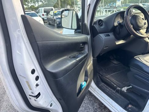 Used 2015 Chevrolet City Express LS FWD image 12