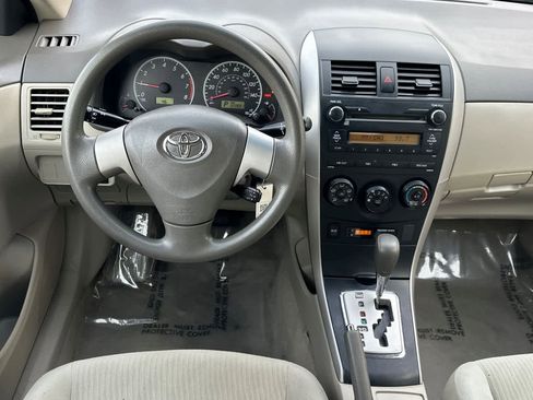 Used 2010 Toyota Corolla LE image 15
