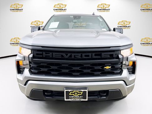 Used 2023 Chevrolet Silverado 1500 Custom RWD image 2