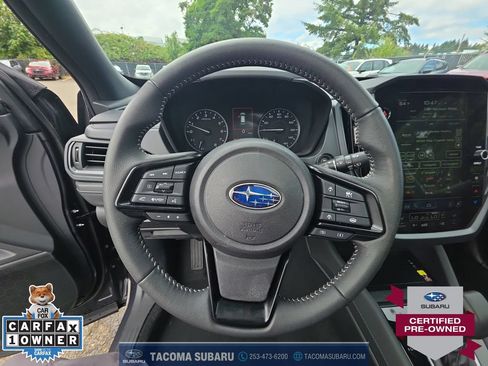 Used 2025 Subaru Forester Premium AWD/4WD image 13
