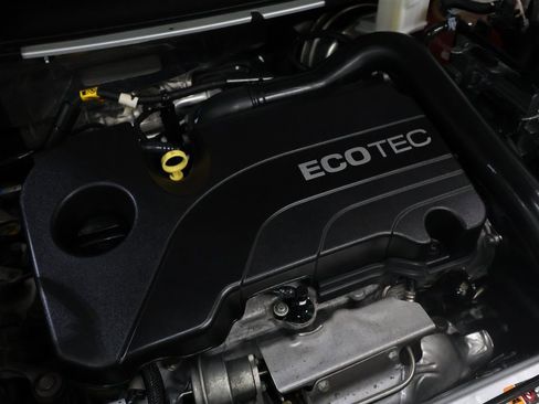 Used 2022 Chevrolet Equinox LS w/ LS Convenience Package image 23