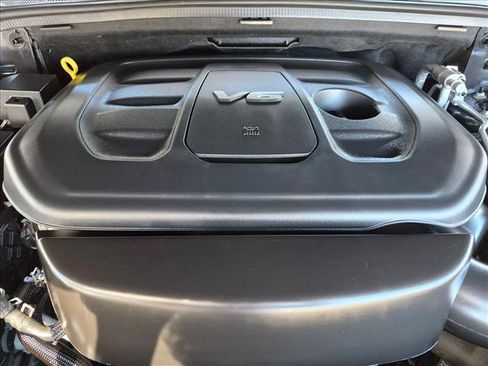 Used 2017 Jeep Grand Cherokee Trailhawk AWD/4WD image 24