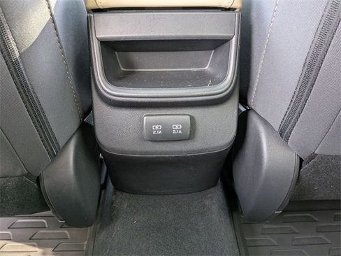 Used 2021 Subaru Outback Premium image 18