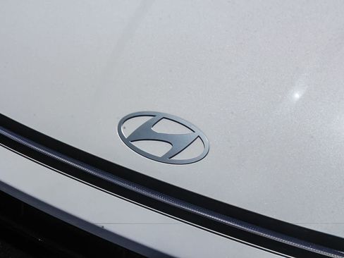 Certified 2025 Hyundai Sonata SE FWD image 14