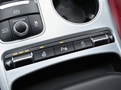 Used 2021 Kia Stinger GT image 29