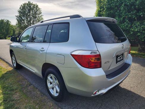 Used 2010 Toyota Highlander 4WD image 8