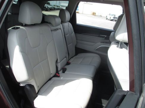 Used 2020 Kia Telluride EX FWD image 23