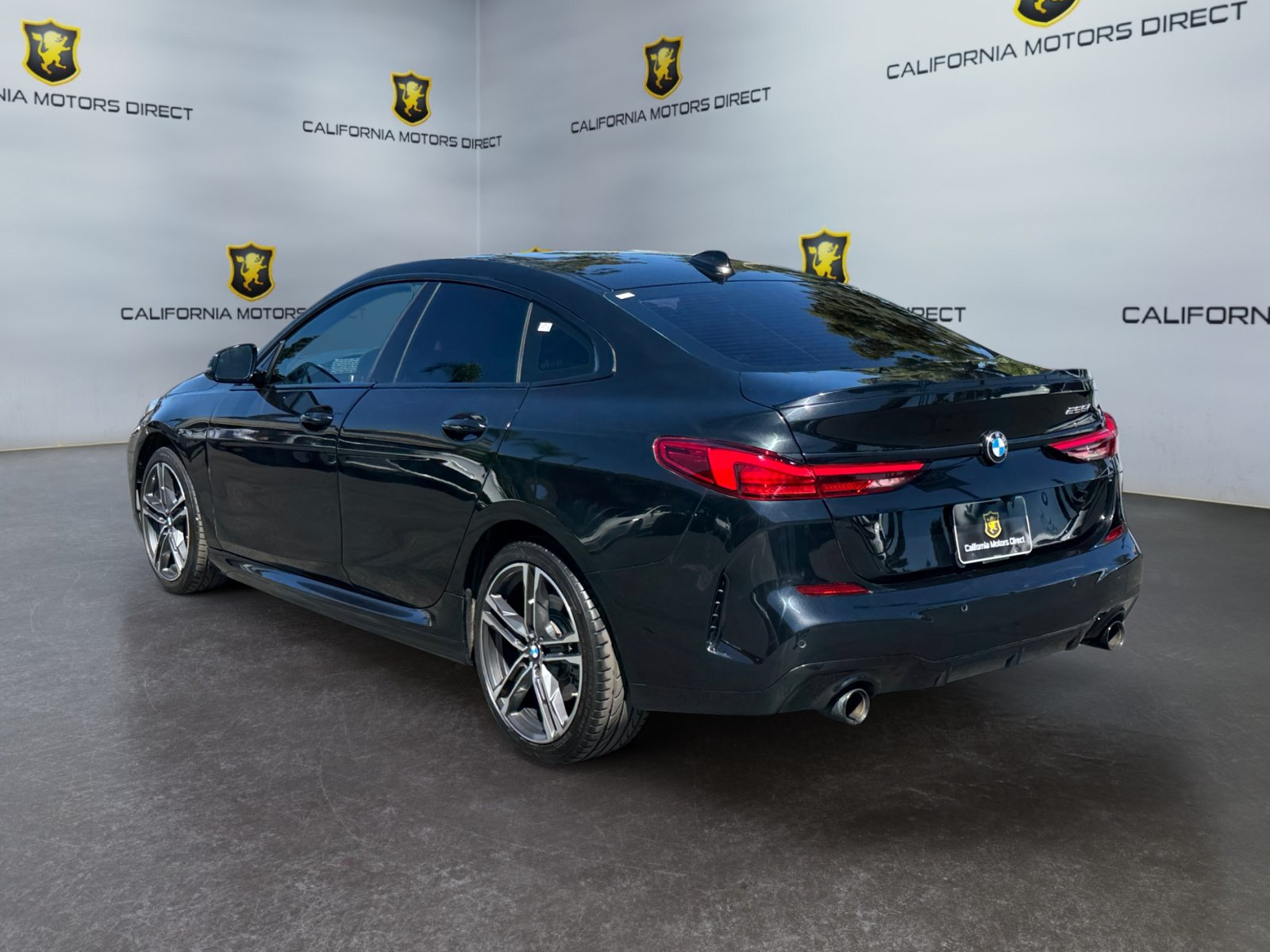 Used 2022 BMW 228i Gran Coupe w/ M Sport Package FWD image 3