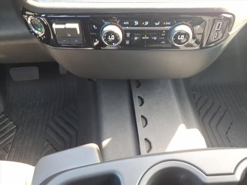 New 2026 Chevrolet Silverado 3500 LT w/ All Star Edition AWD/4WD image 21