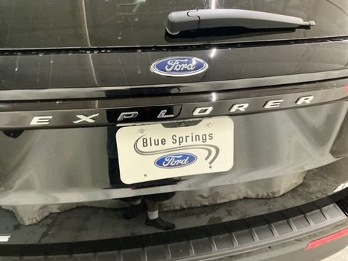 New 2026 Ford Explorer Active AWD/4WD image 5