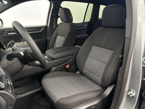 New 2026 GMC Acadia Elevation image 19