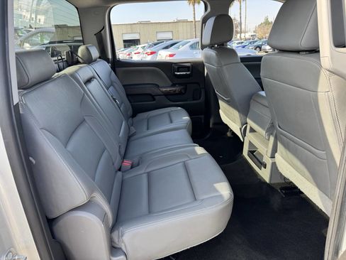 Used 2018 GMC Sierra 1500 SLT w/ SLT Premium Package image 19