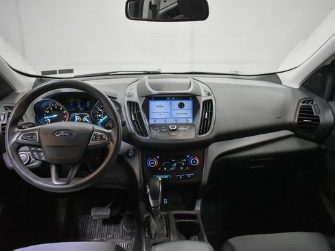 Used 2019 Ford Escape SE image 11