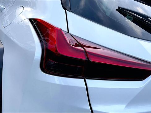 Used 2021 Lexus UX 200 FWD image 32