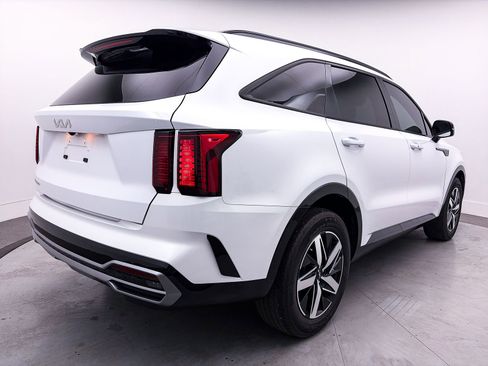 Used 2023 Kia Sorento S w/ Panoramic Sunroof Package image 15