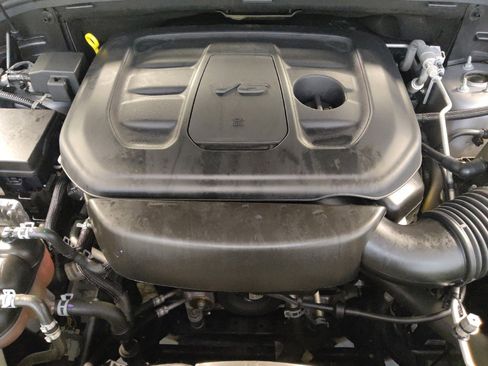 Used 2019 Jeep Grand Cherokee Altitude RWD image 30
