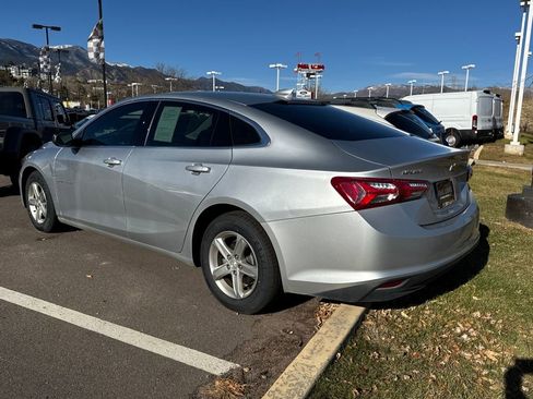 Used 2022 Chevrolet Malibu LT image 14