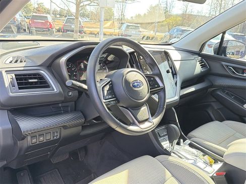 Used 2025 Subaru Ascent Premium w/ Premium Package image 8